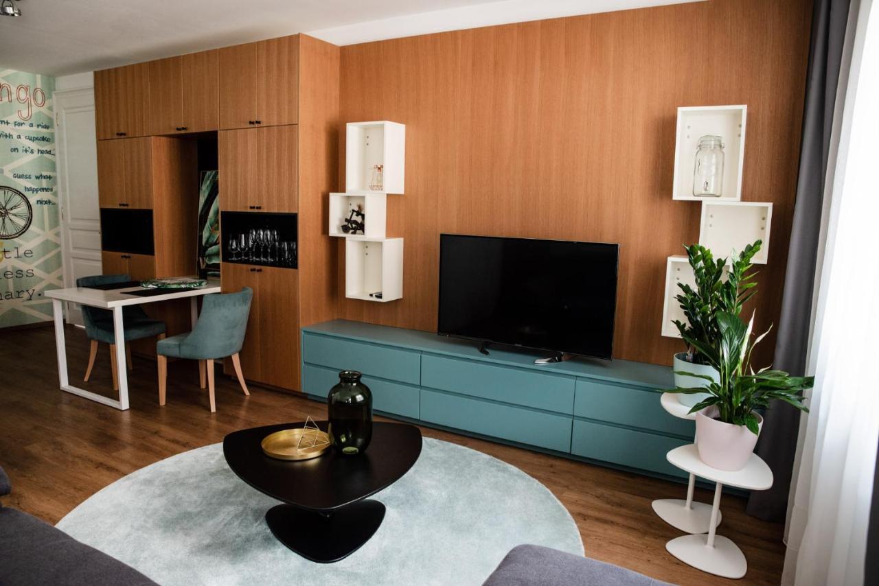 Atrio Apartments Trenčín Buitenkant foto